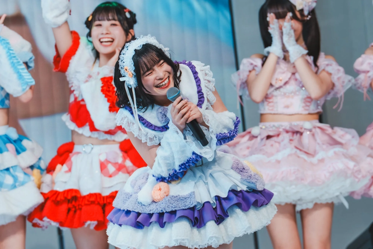 かわいいセリフで競い合うアイドルたち