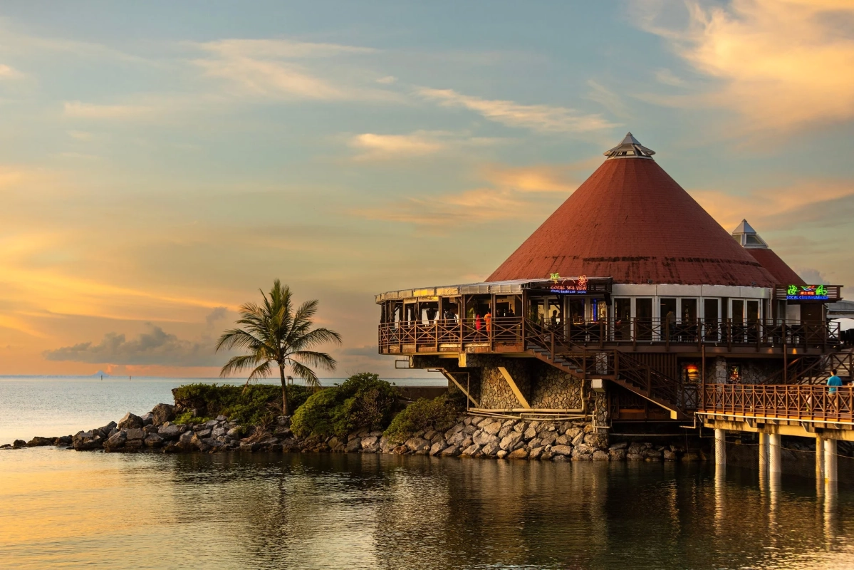 レストラン(夕焼け)