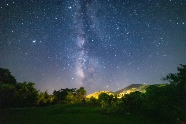 天の川と星空