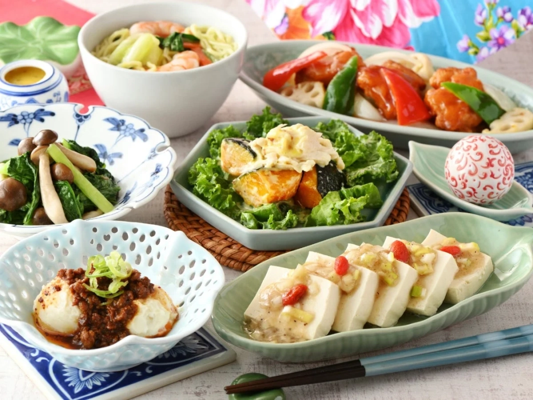 彩り豊かな中華料理の数々