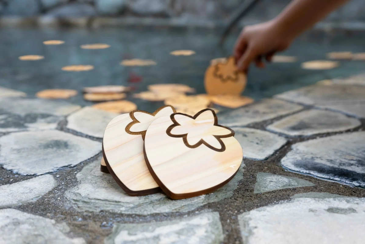 いちごのヒノキ風呂