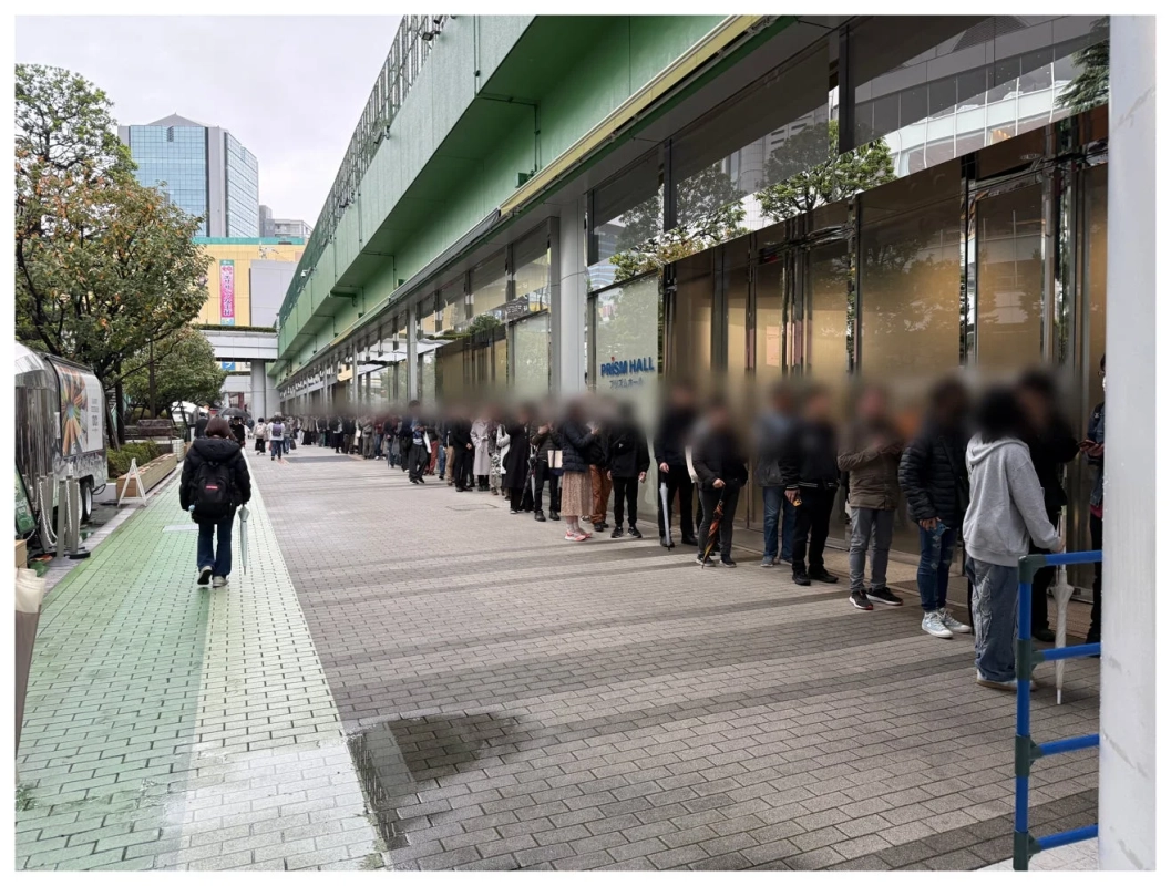 ナゾトキマーケット会場外の行列