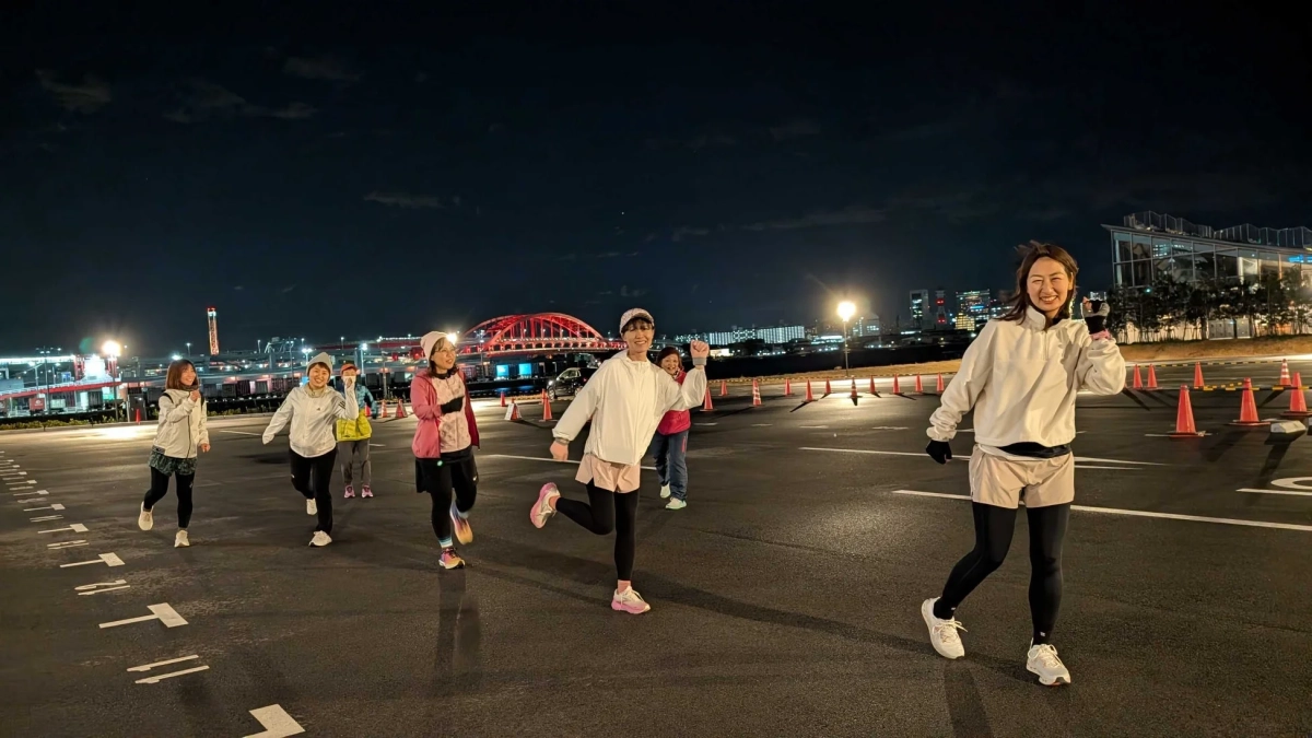 夜景ジョギング（女性）