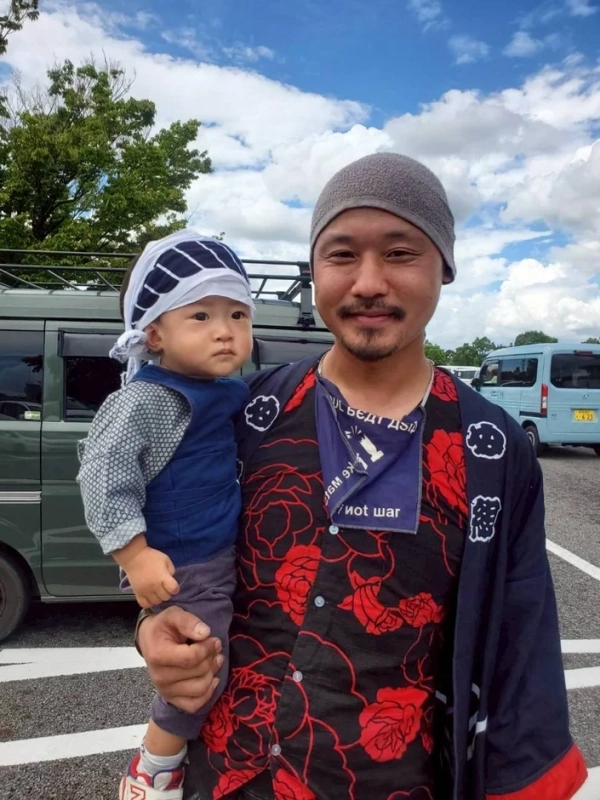 廣川景俊さんと赤ちゃん