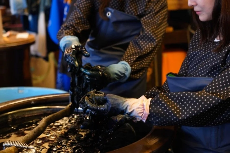 染物,手作業,工芸,体験,伝統,作業着,エプロン,グローブ,染料,ダークカラー