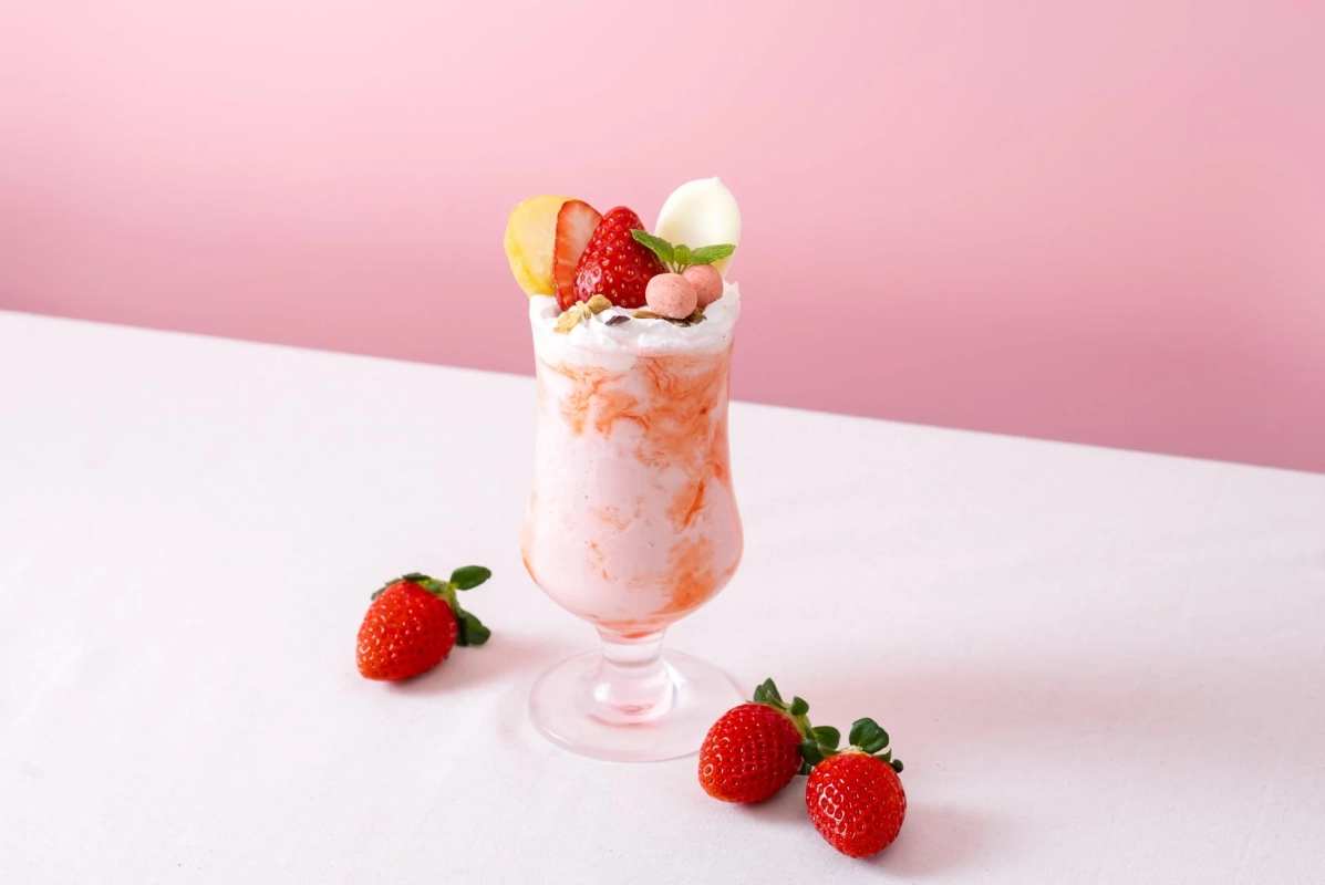 あまりん果肉の贅沢ストロベリーシェイク