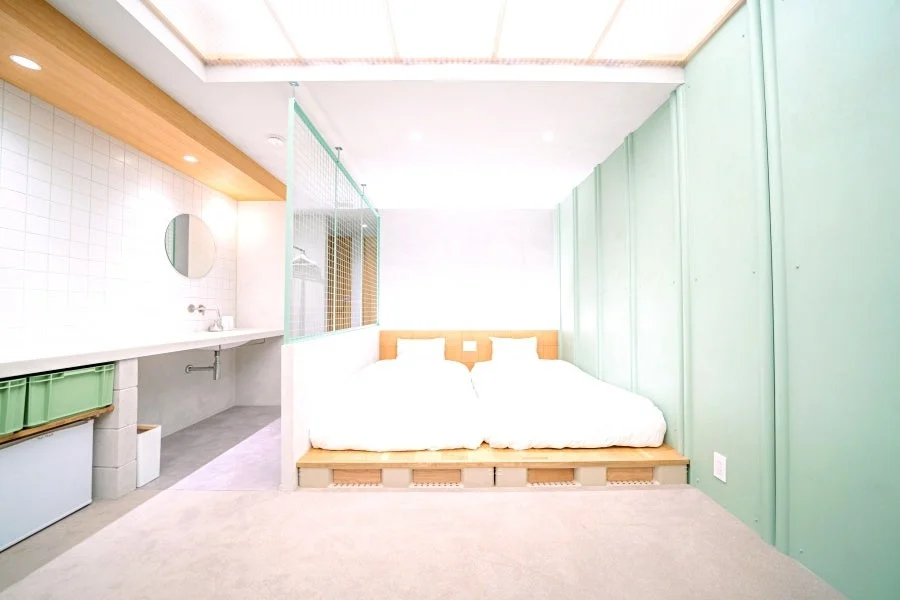 モダンで清潔感のある部屋のインテリア