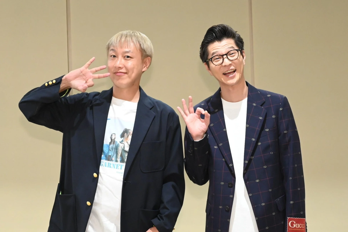 イベント後のツーショット、笑顔の芝大輔さんとお見送り芸人しんいちさん