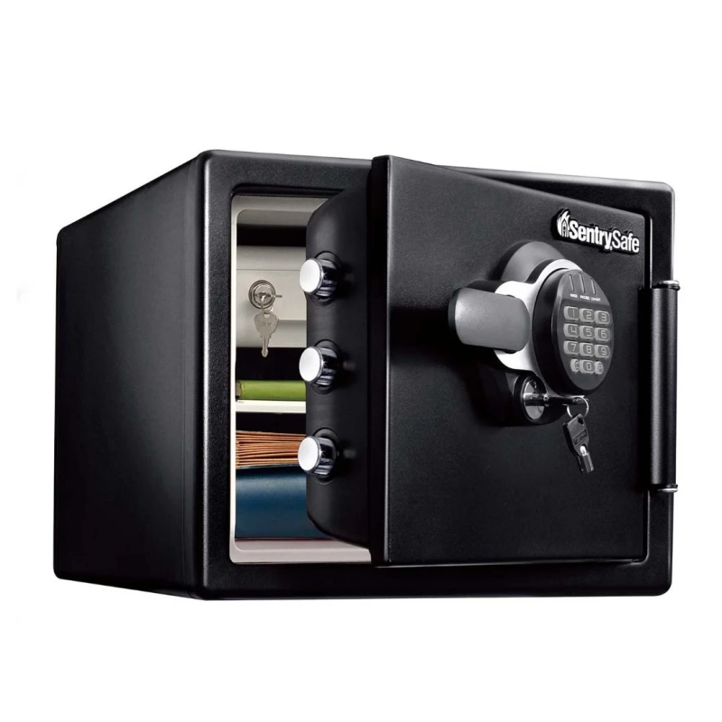 黒いSentrySafeの金庫が扉を開けた状態で写っている画像