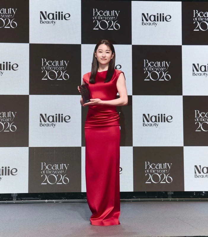 ヘア部門受賞の桜井日奈子さん