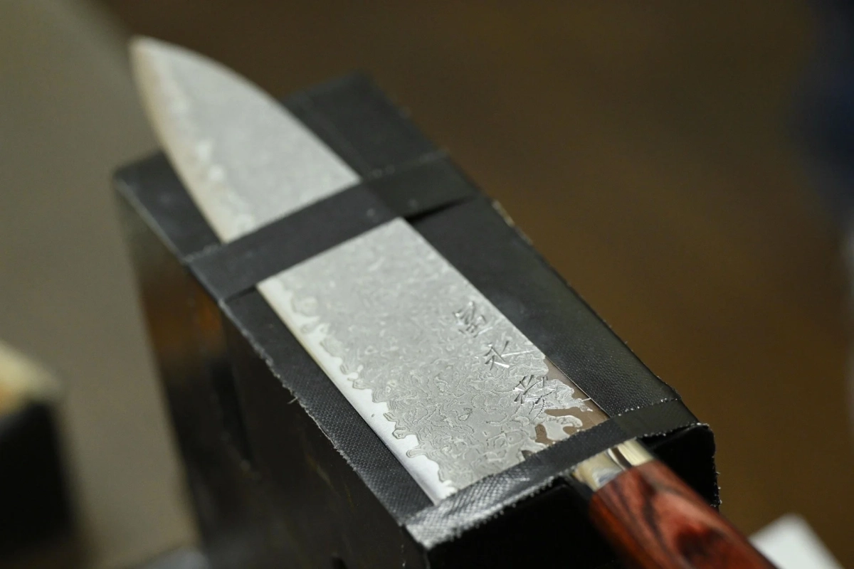 ダマスカス鋼の包丁