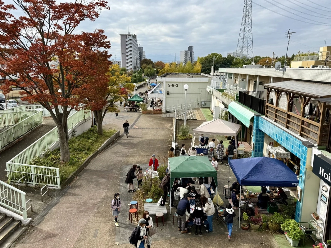 青空市のような賑わい