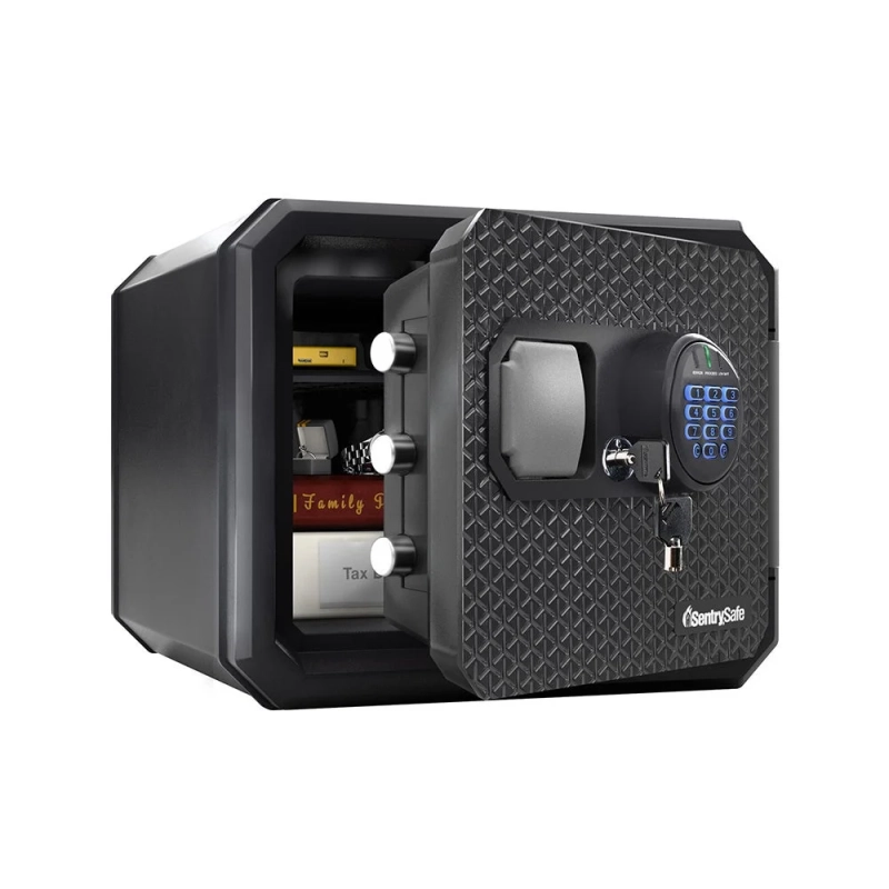 開いた状態の黒いSentrySafeデジタル金庫の画像