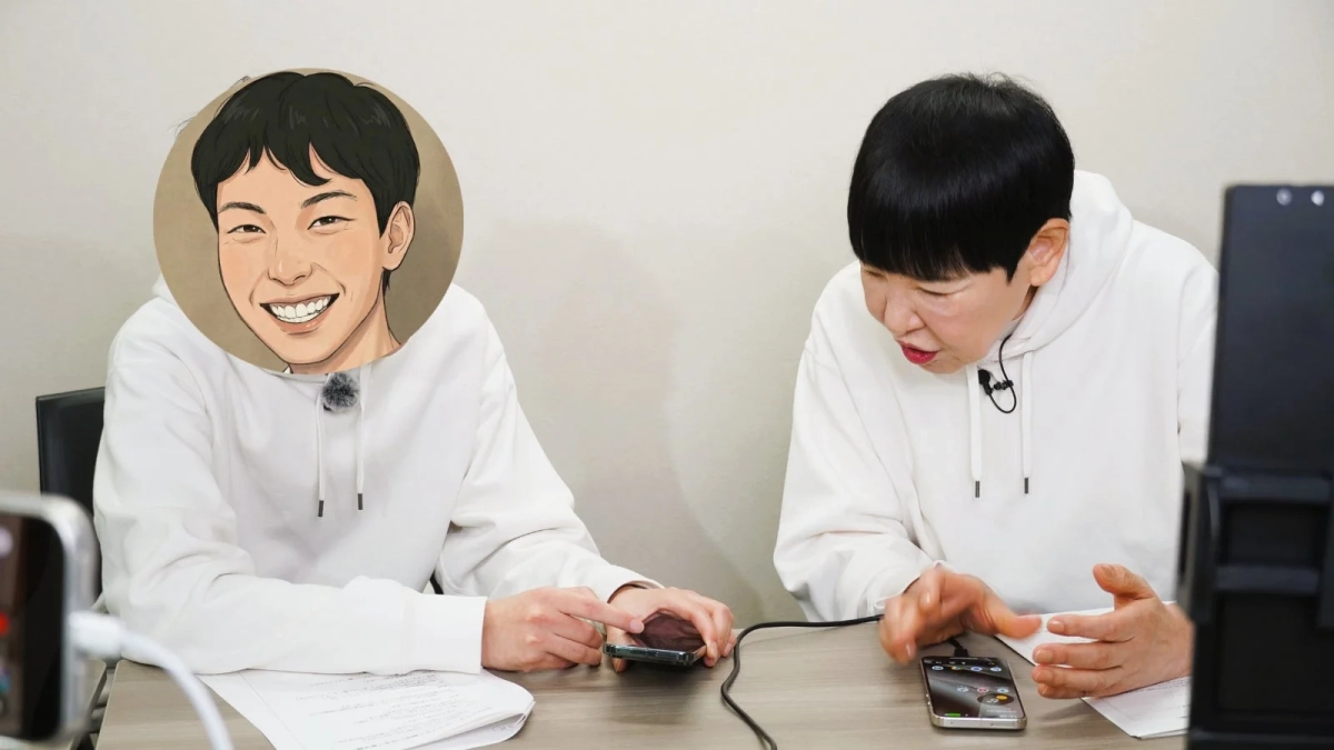 和田アキ子さんと若手社員の打ち合わせ風景