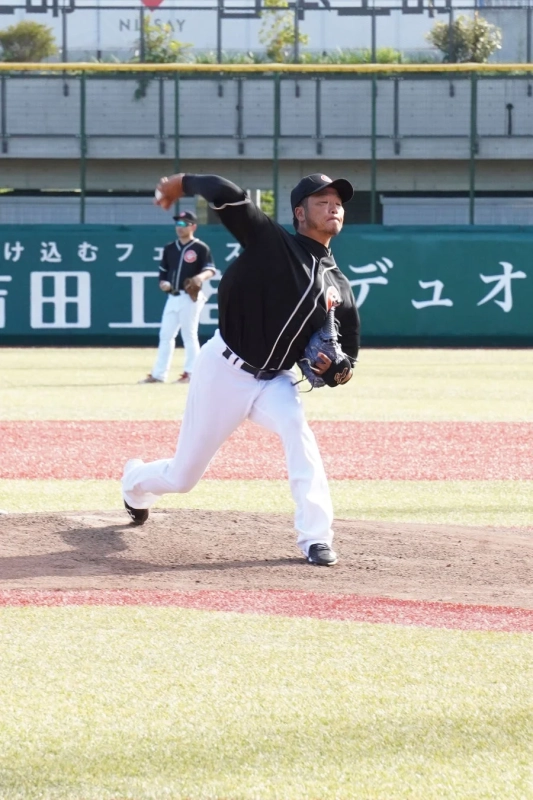ピッチャーの投球