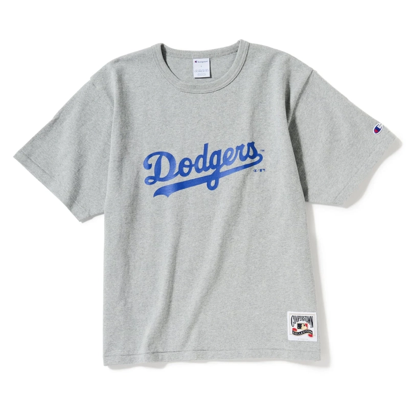 ロサンゼルス・ドジャースのグレーのチャンピオン製Tシャツ