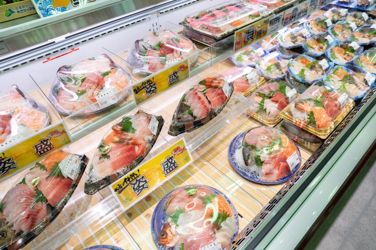 刺身盛り合わせ
