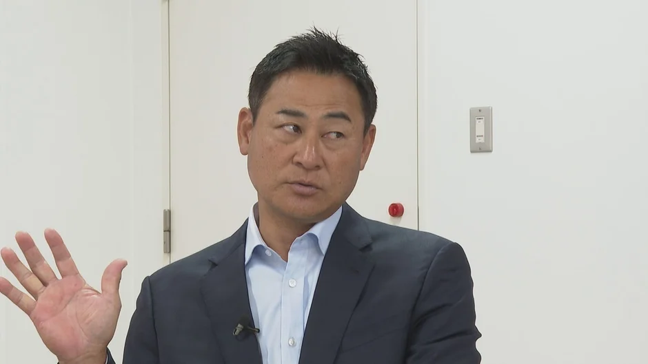 真剣な表情の前田智徳さん