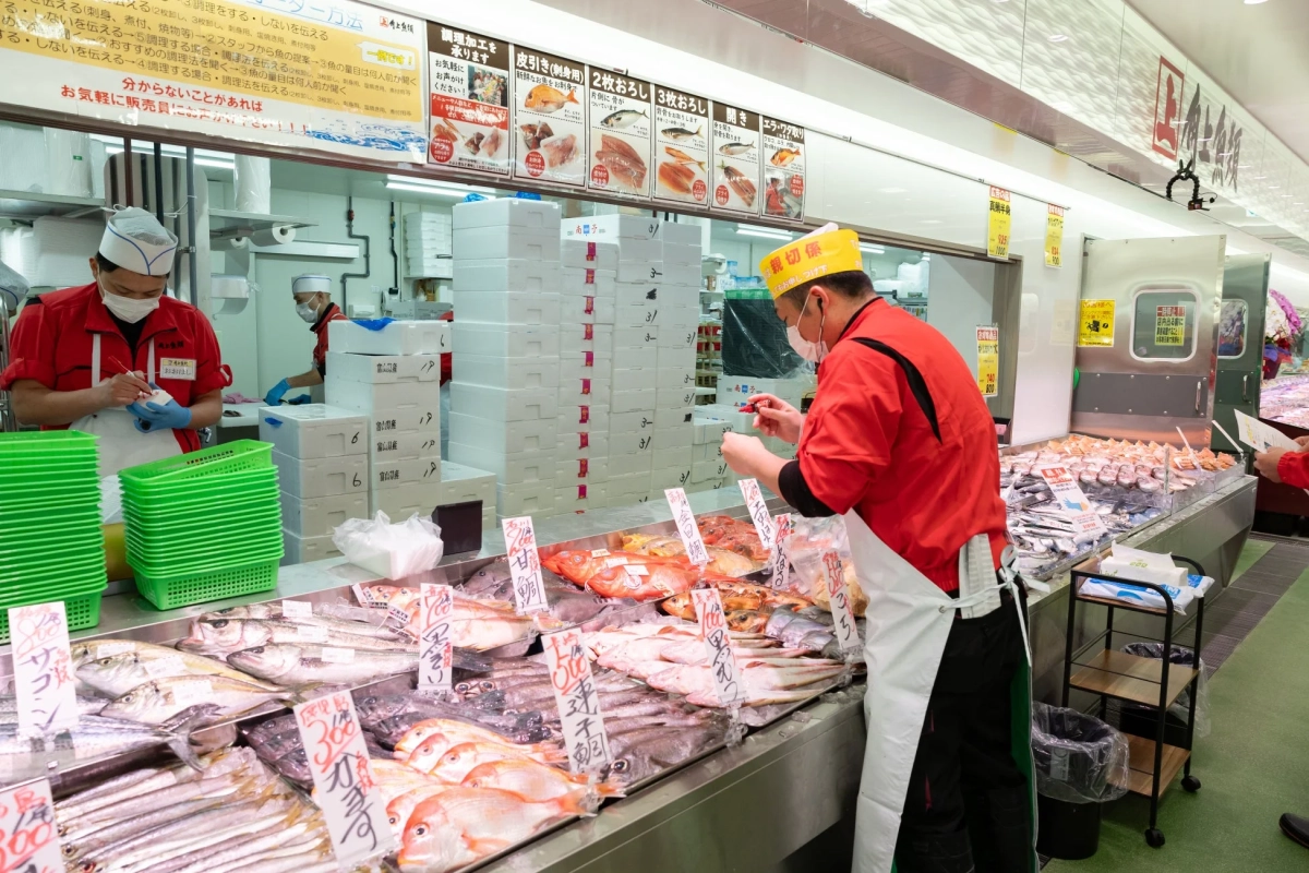 鮮魚コーナーの様子